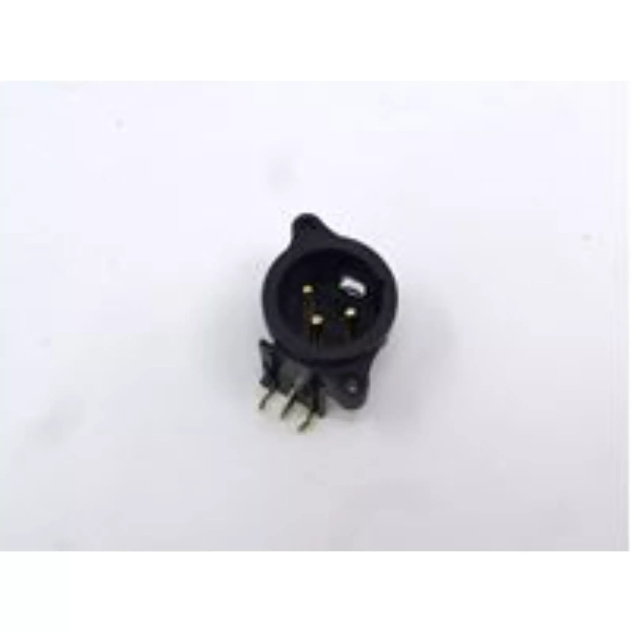 QSC CO-600156-00 3-Pin Male XLR Right Angle Connector (Pack of 10)